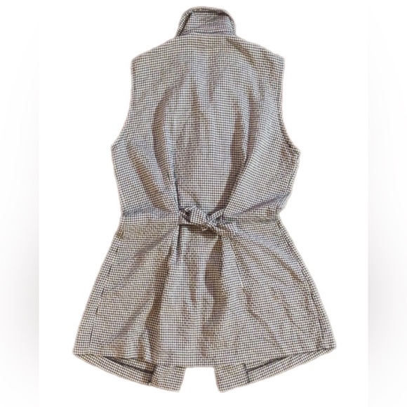 Vintage Checkered Sleeveless Button Down - Picture 3 of 17